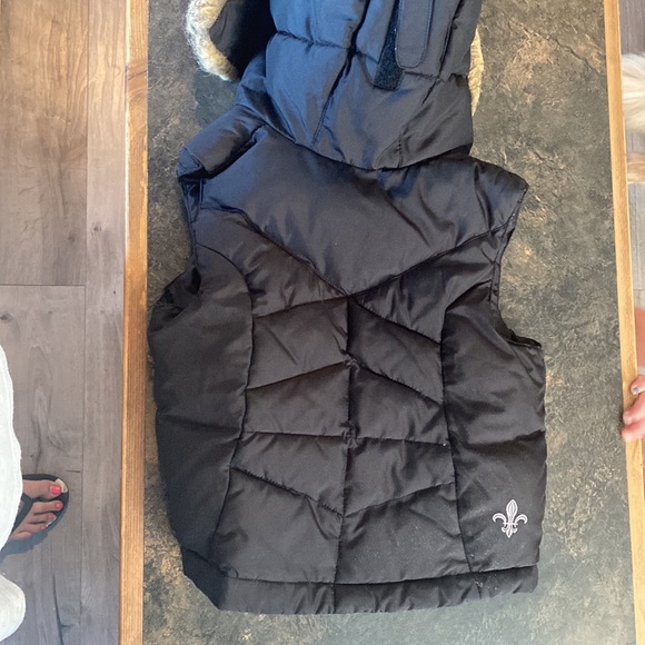 Size 4/5 Columbia black vest - Picture 7 of 7